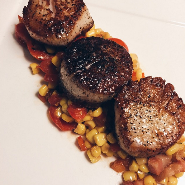 pan seared scallops Chrissy Teigen recipe | cure your cravings chrissy teigen