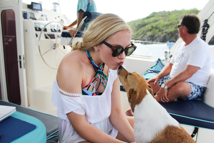 Sandy Spit & Sandy Cay With Singing Dog Sailing