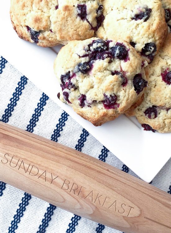 lemon blueberry scones | the best scones recipe | the best lemon blueberry scones