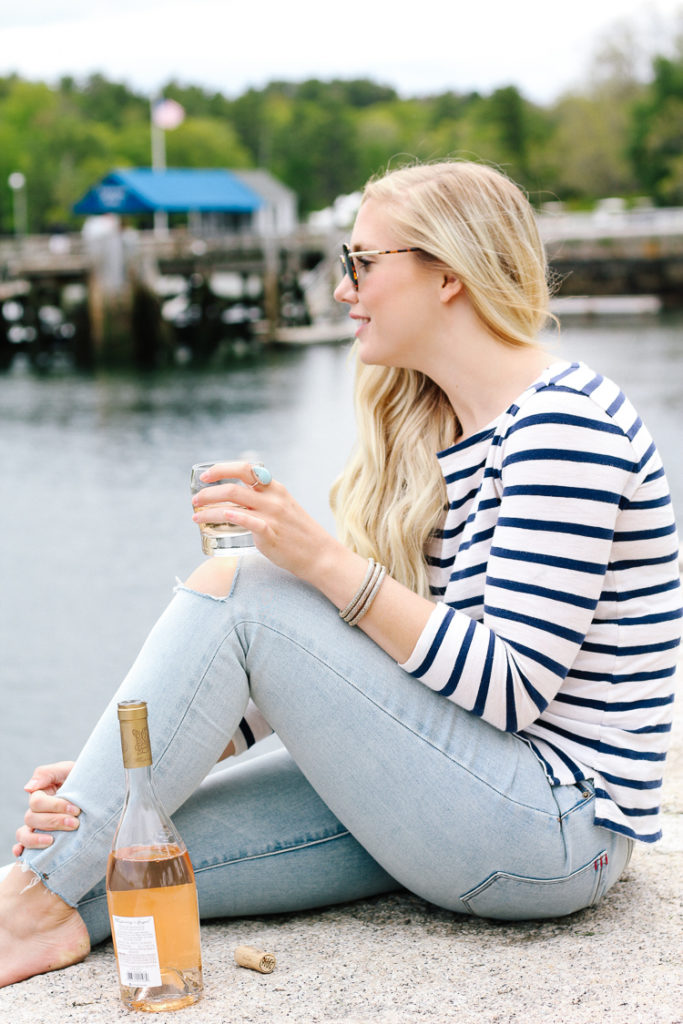 New England summer style | maine summer style | rosé in New England | whispering angel rosé | whispering angel wine | wine near the ocean | rosé | inn at diamond cove portland maine | where to stay in portland maine | great diamond island portland maine | maine getaway | maine summer | what to pack for maine |