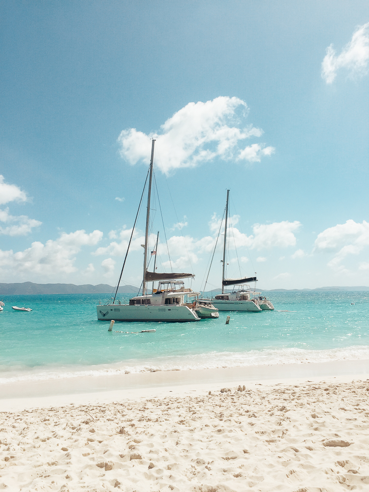 soggy dollar bar after hurricane irma and hurricane maria | soggy dollar bar 2018 | soggy dollar bar | soggy dollar bar jost van dyke | best bars in virgin islands | painkiller cocktail at soggy dollar bar | white bay jost van dyke | how to get to soggy dollar bar |