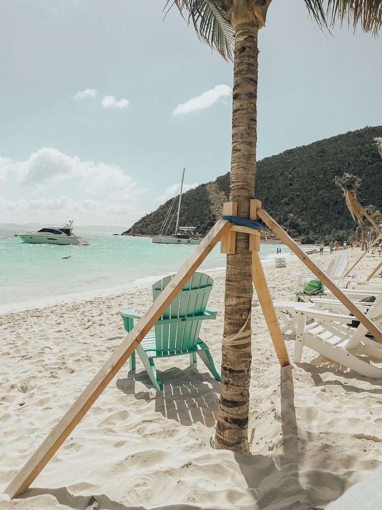 soggy dollar bar after hurricane irma and hurricane maria | soggy dollar bar 2018 | soggy dollar bar | soggy dollar bar jost van dyke | best bars in virgin islands | painkiller cocktail at soggy dollar bar | white bay jost van dyke | palm trees soggy dollar bar |