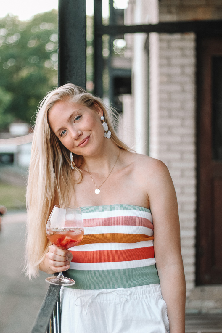 90+ Cellars rosé and a rosé cocktail | 90+ cellars boston rosé cruise | rosé all day |