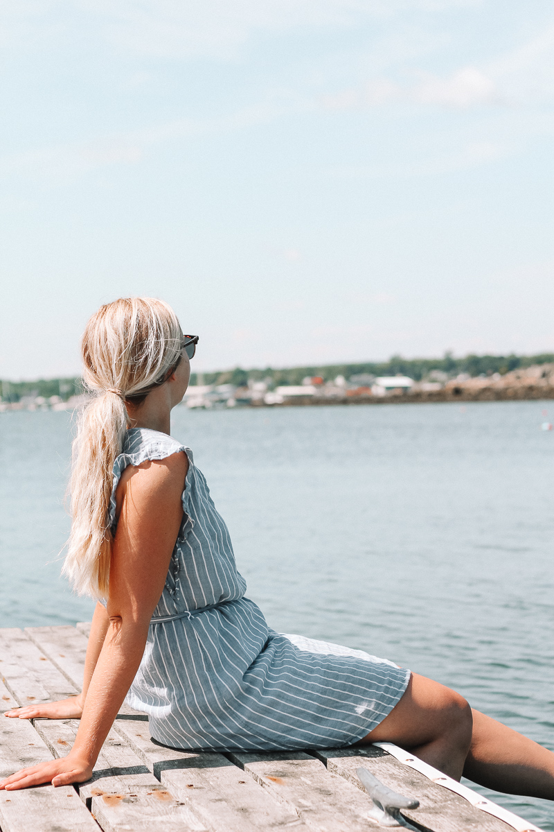 blue striped dress | rockland breakwater | rockland breakwater lighthouse | best dress for work and weekend | old navy blue striped dress | old navy dress | what to wear in maine | what to pack for maine | summer in maine | rockland maine |