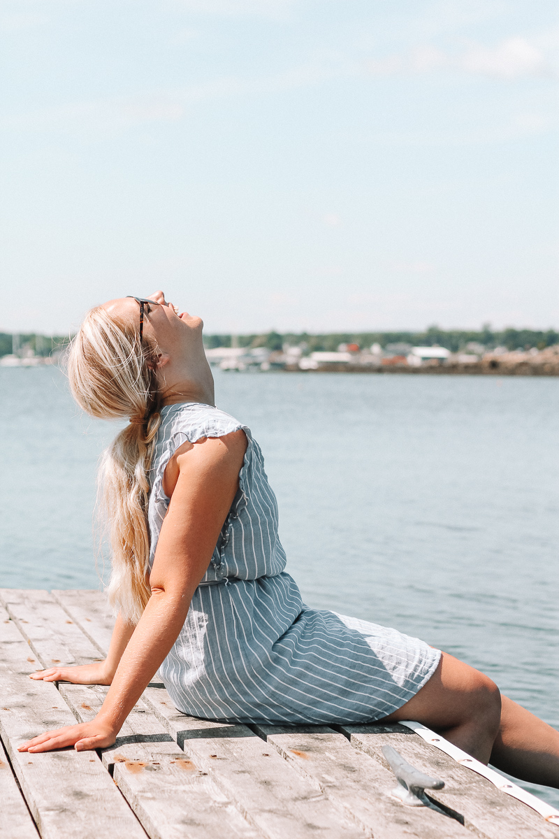 blue striped dress | rockland breakwater | rockland breakwater lighthouse | best dress for work and weekend | old navy blue striped dress | old navy dress | what to wear in maine | what to pack for maine | summer in maine | rockland maine |