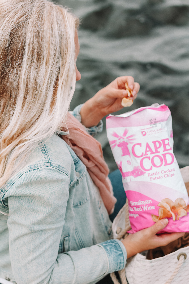 cape cod potato chips, breast cancer awareness month with cape cod chips, cape cod pink himalayan salt & red wine vinegar potato chips, breast cancer awareness, boston blogger Mackenzie Murphy |