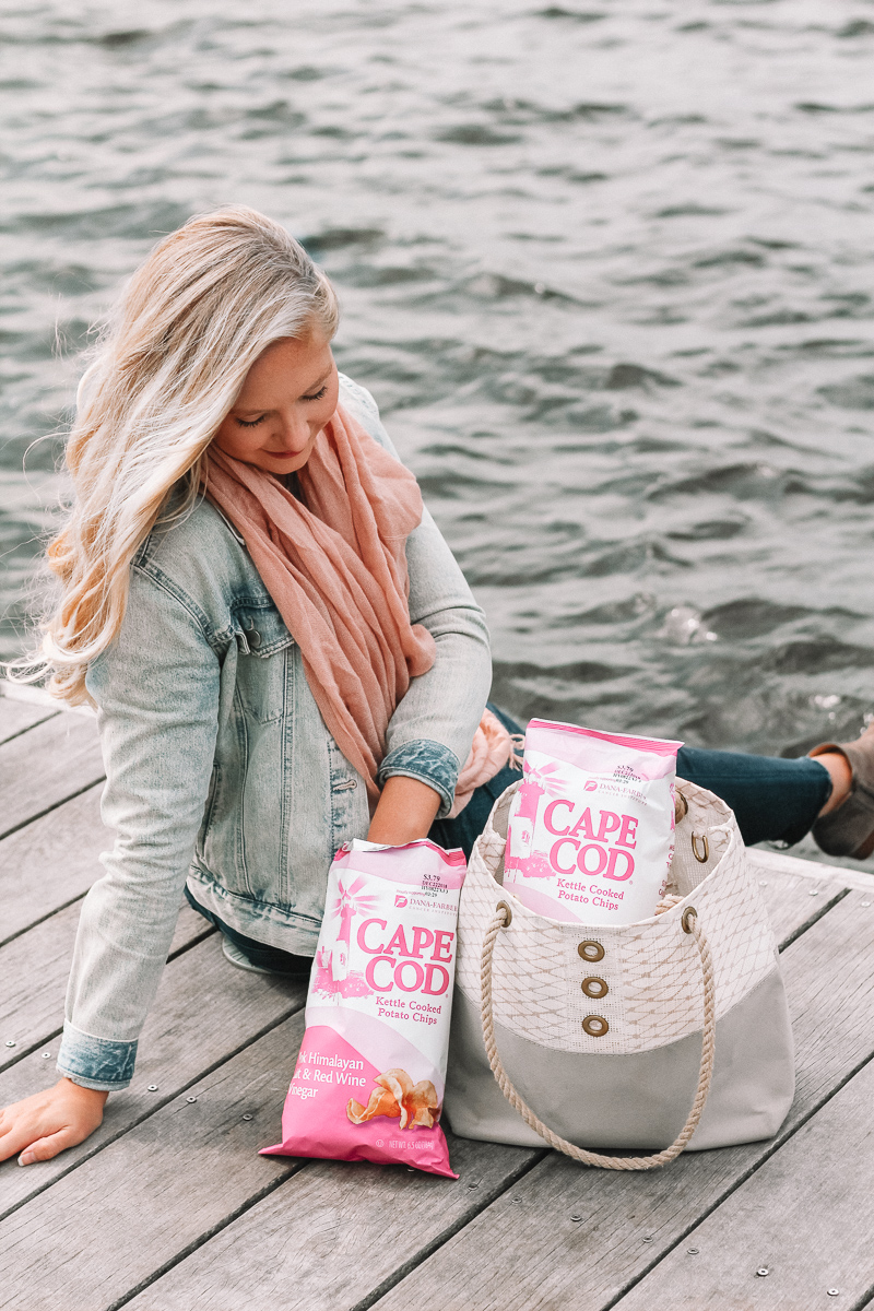 cape cod potato chips, breast cancer awareness month with cape cod chips, cape cod pink himalayan salt & red wine vinegar potato chips, breast cancer awareness, boston blogger Mackenzie Murphy |