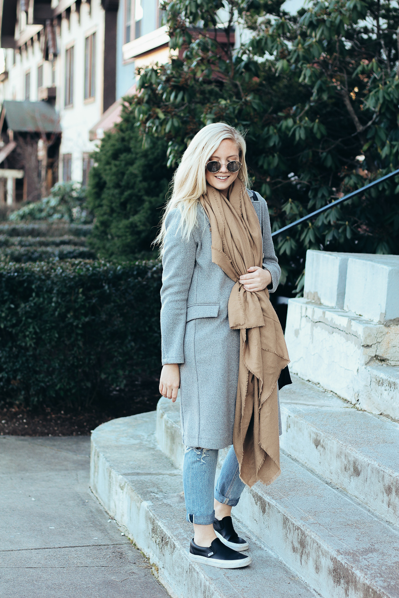 Winter outfit inspiration: camel and gray neutrals | what to wear in the winter | gray coat and camel blanket scarf | winter neutrals | 