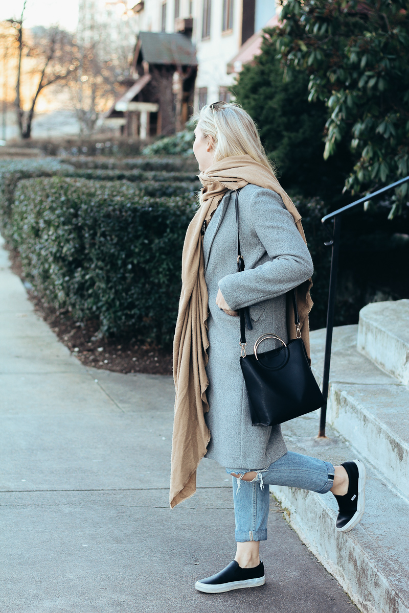 Winter outfit inspiration: camel and gray neutrals | what to wear in the winter | gray coat and camel blanket scarf | winter neutrals | 