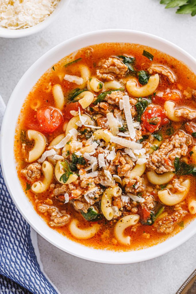 Fall Recipes I'm Excited to Make + New Home Items | the best fall recipes | comfort food meals for fall | new home items I've been using in my kitchen | Italian Sausage Tomato Soup via Eat Well 101